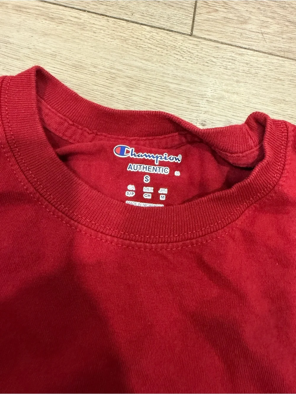 Champion Washington State Red Crewneck T-Shirt - Picture 3 of 3
